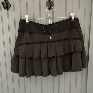LuluLemon Pace Setter  Ruffle Skirt Skort